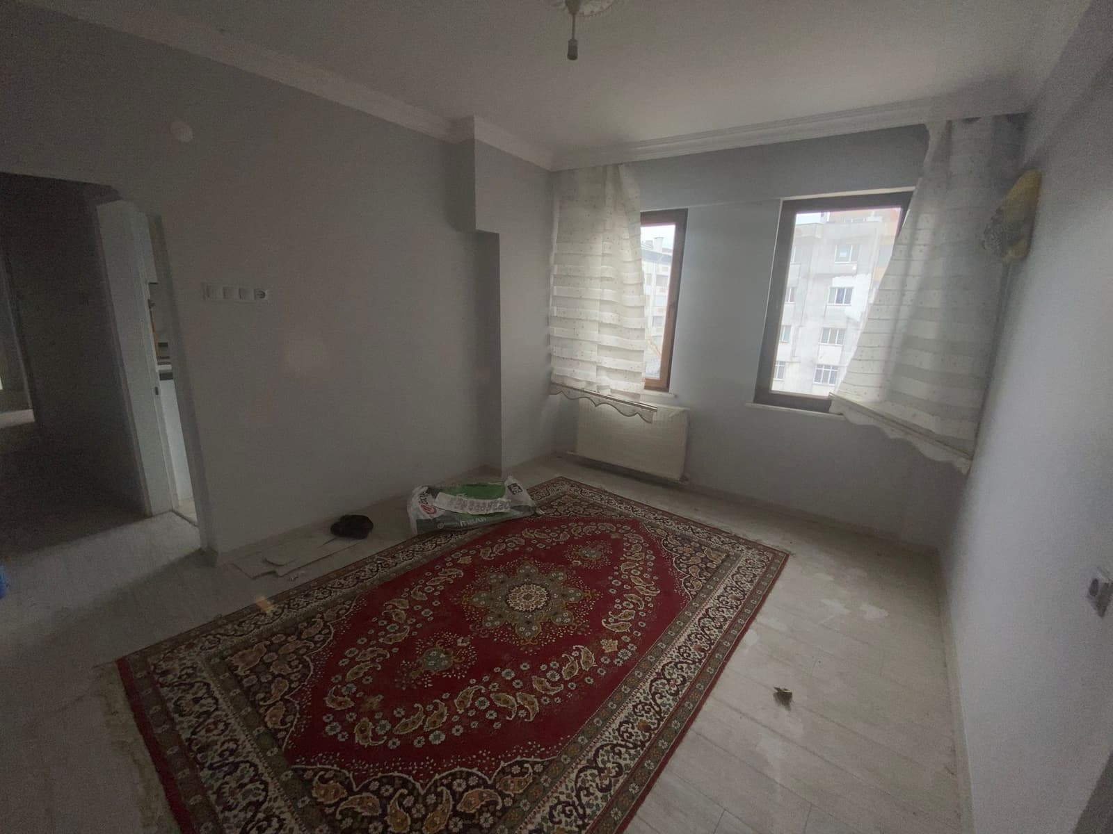 BİGA HAMDİBEY MAH. MERKEZİ KONUMDA SATILIK 4+1 DAİRE